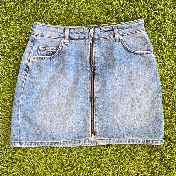 Topshop Dresses & Skirts - Top Shop Zipper Denim skirt